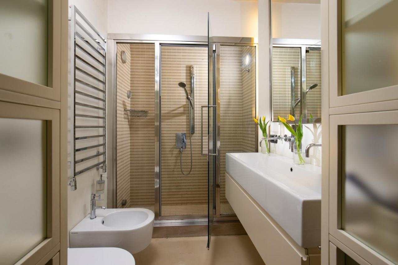 Nido Del Gambero - Your Suite With View Rome Bagian luar foto
