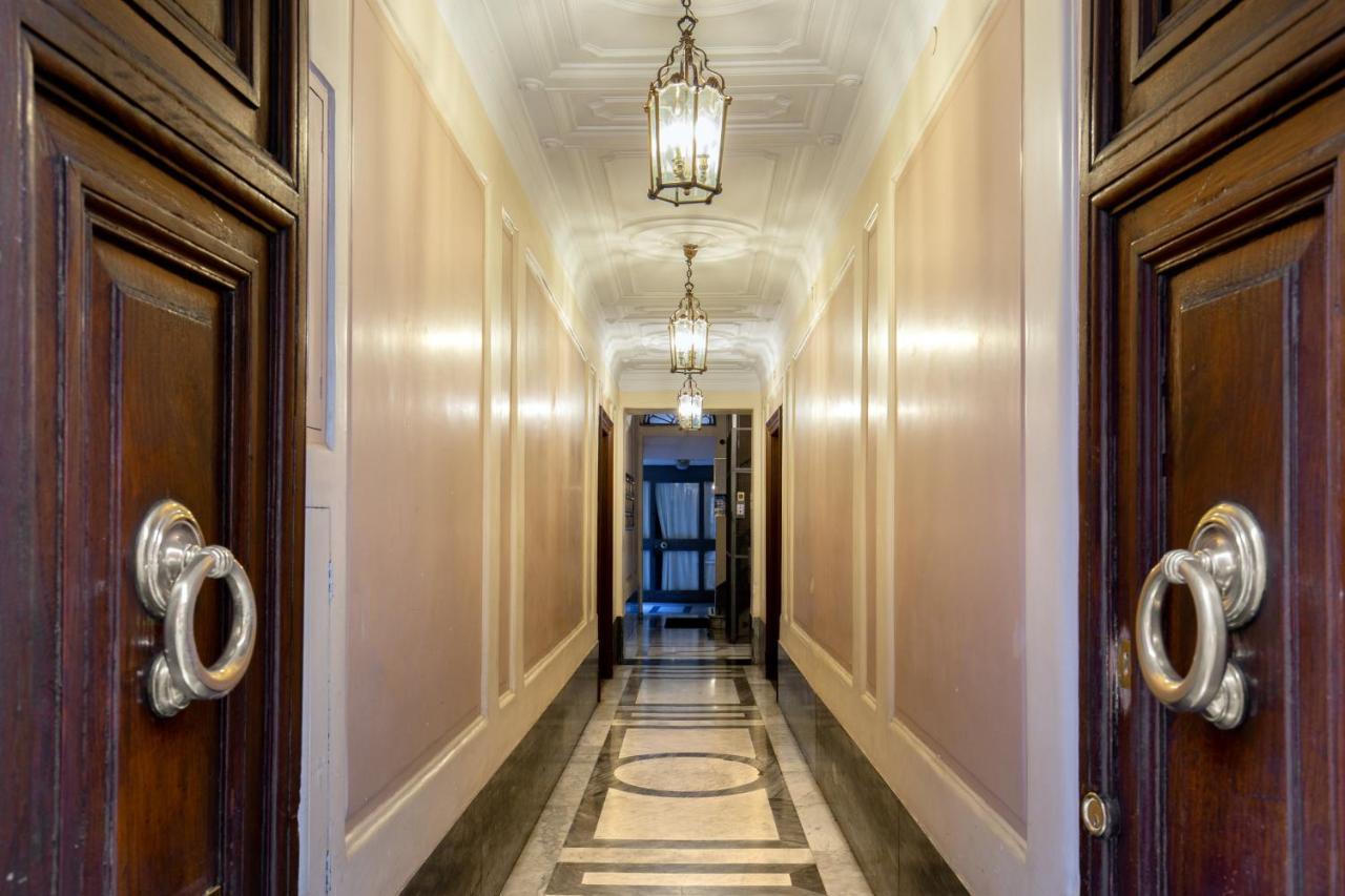 Nido Del Gambero - Your Suite With View Rome Bagian luar foto